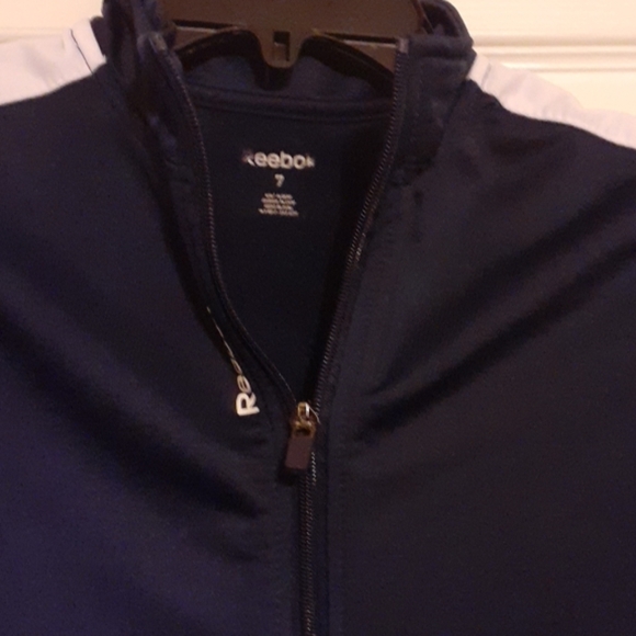 Boys Reebok jacket - Picture 2 of 3